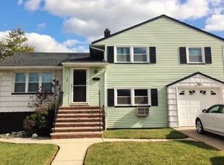 8 Benart Pl, Middlesex, NJ 08846
