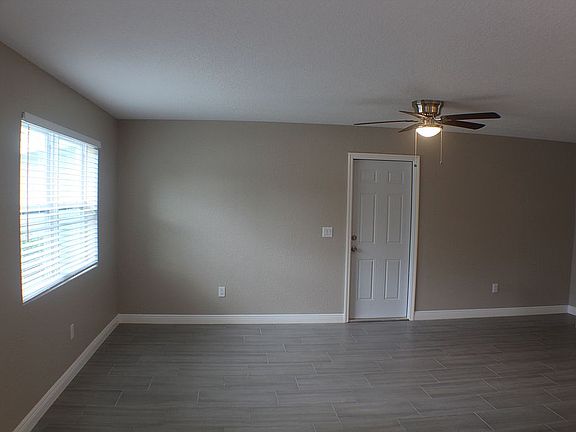 5th image of 2118 Sunrise Dr SW