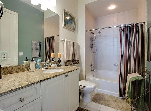 5th image of 2825 Palm Beach Blvd APT 711