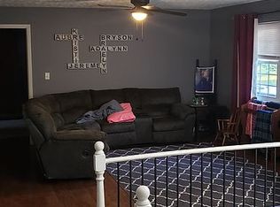 1118 Scenic Dr, Milton, WV 25541
