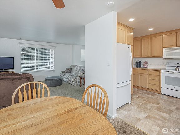 4th image of 13318 47th Avenue SE