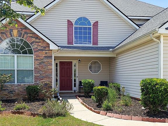 3rd image of 85 Dogwood Pl