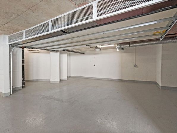4720 Lougheed Hwy #4402, Burnaby, BC V5C 3Y2
