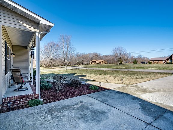 5th image of 1515 Lake Villa Cir