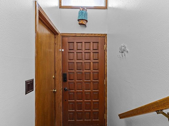 4th image of 385 Explorer Ct APT 11