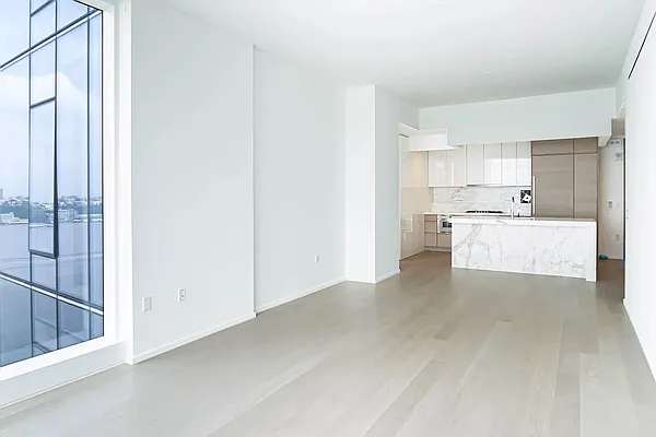 Sold by Sieber International | media 22