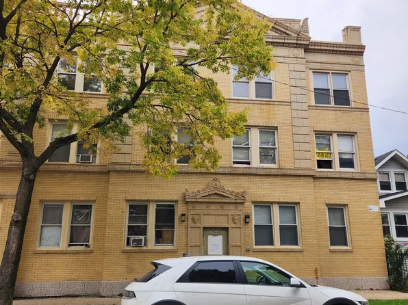 1208 N Parkside Ave #3, Chicago, IL 60651