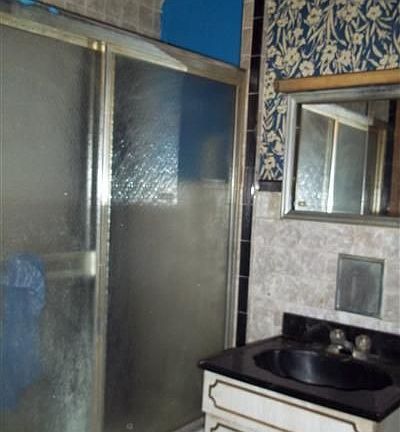 3rd image of 1013 Adee Ave
