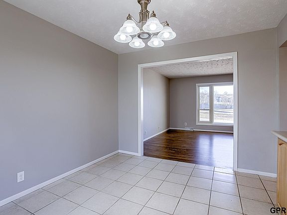 5th image of 3101 Golden Blvd