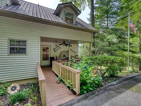 3rd image of 3609 Fodder Creek Rd