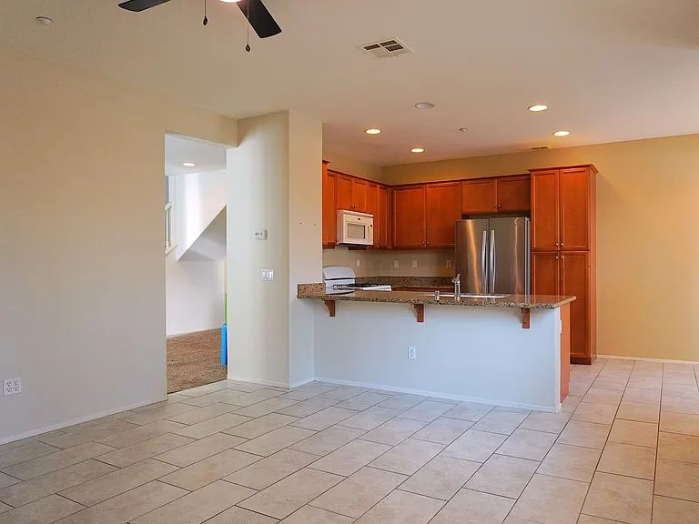 27544 Papillion St #3 — Photo 7