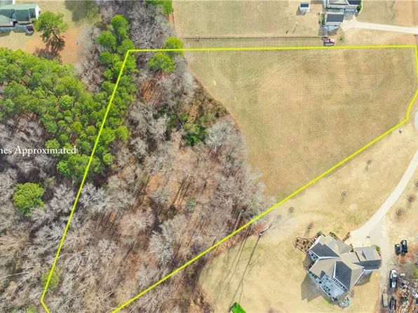 100 Sawyer Ct #8, Wendell, NC 27591