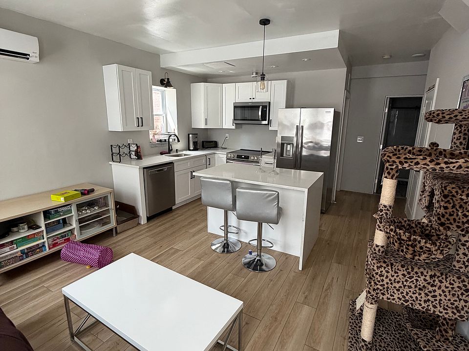 Kitchen/LR