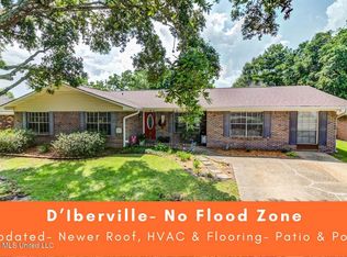 317 Annette Ln, Diberville, MS 39540