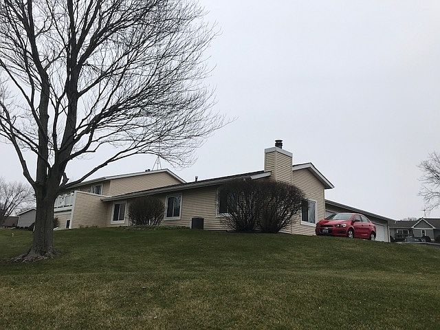 1st image of 5204 Woodmar Ct APT A