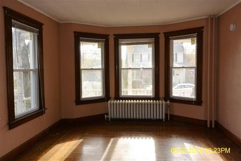 2nd image of 302 Dwight St