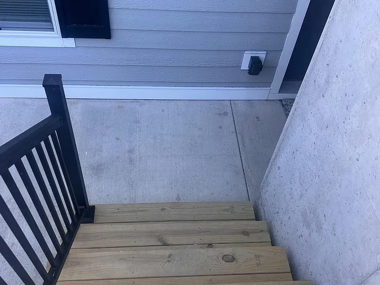 113 W North St #100 — Photo 16