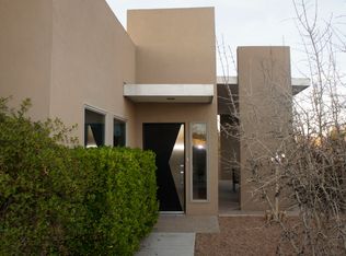 216 Las Colinas Ln NE, Albuquerque, NM 87113