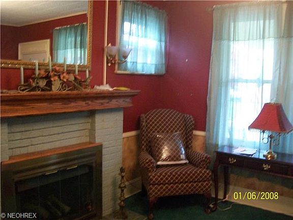 3rd image of 533 Schaum Ave