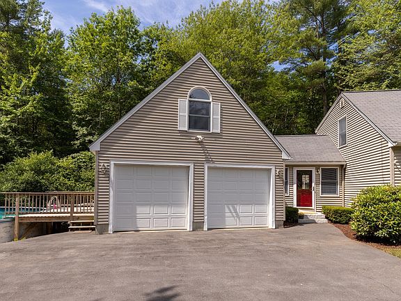 4th image of 9 Blackshire Ct