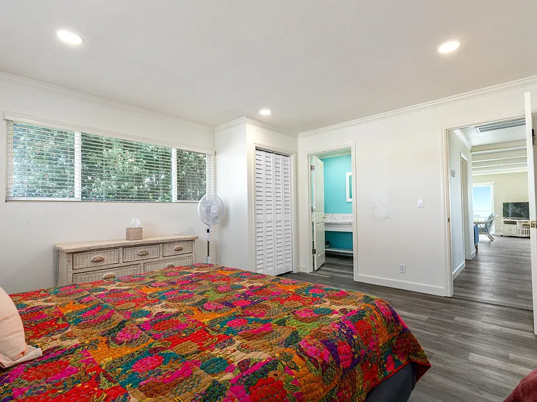2124 W Cliff Dr — Photo 30