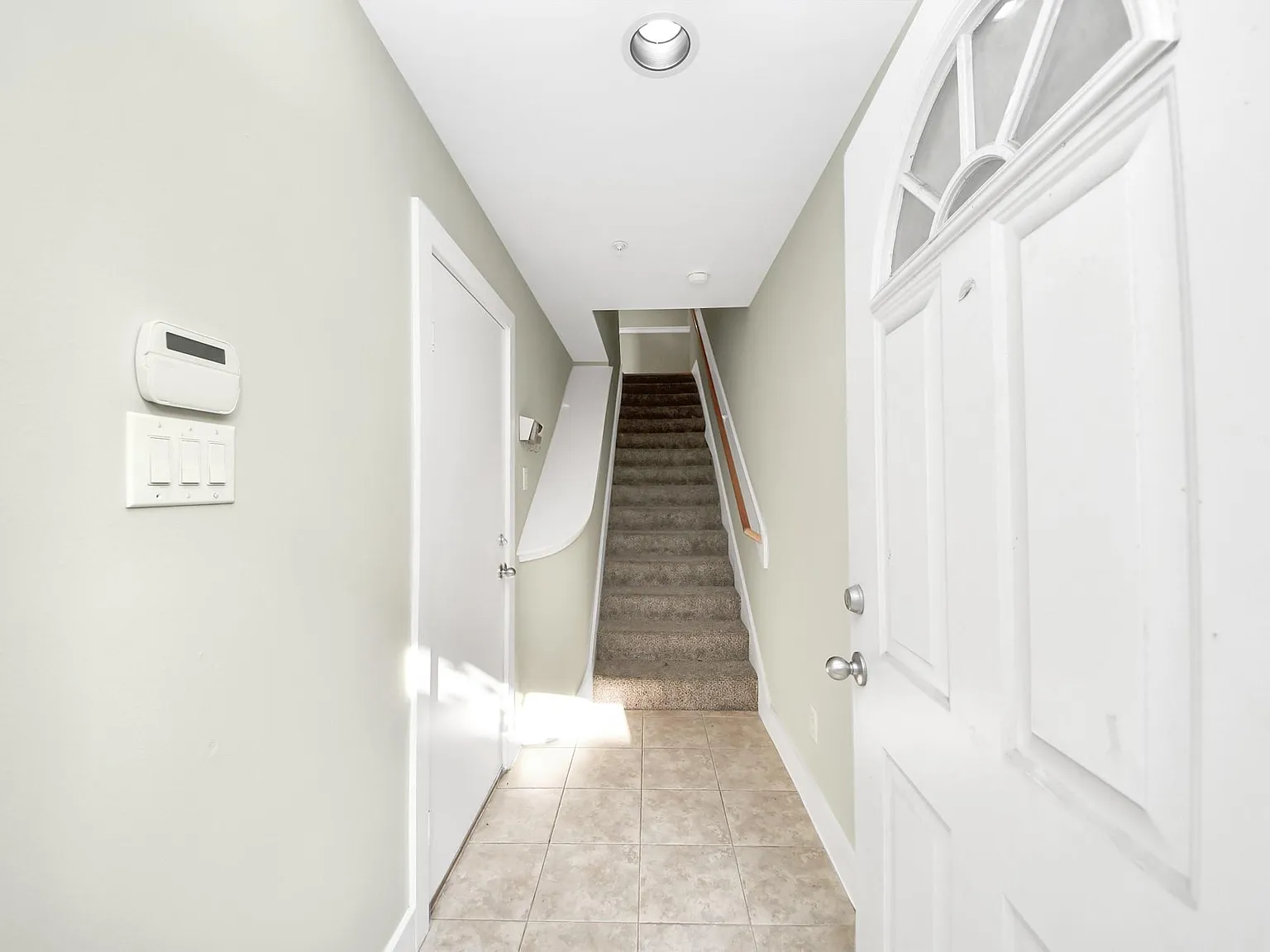 2 bed, 2.0 bath, 1492 sqft, $1,900 — Photo 4