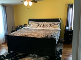 217 Taylor Ave, Essington, PA 19029