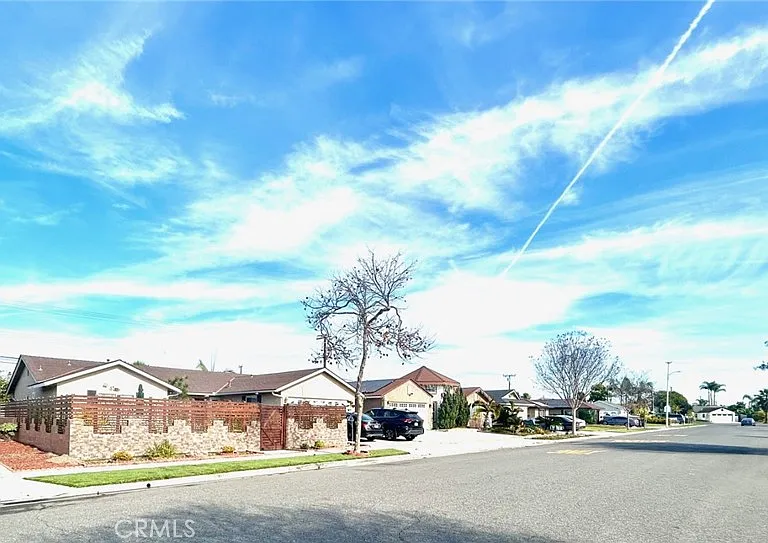 6131 Glenwood Dr — Photo 17