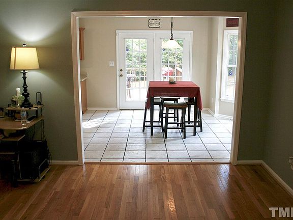 5th image of 150 Emerald Forest Dr