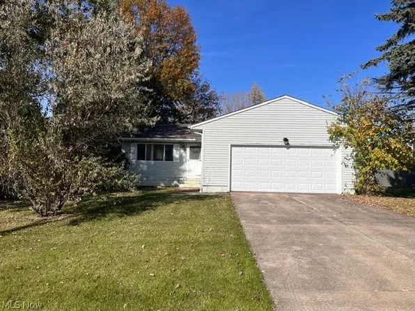 5029 Grafton Rd, Brunswick, OH 44212