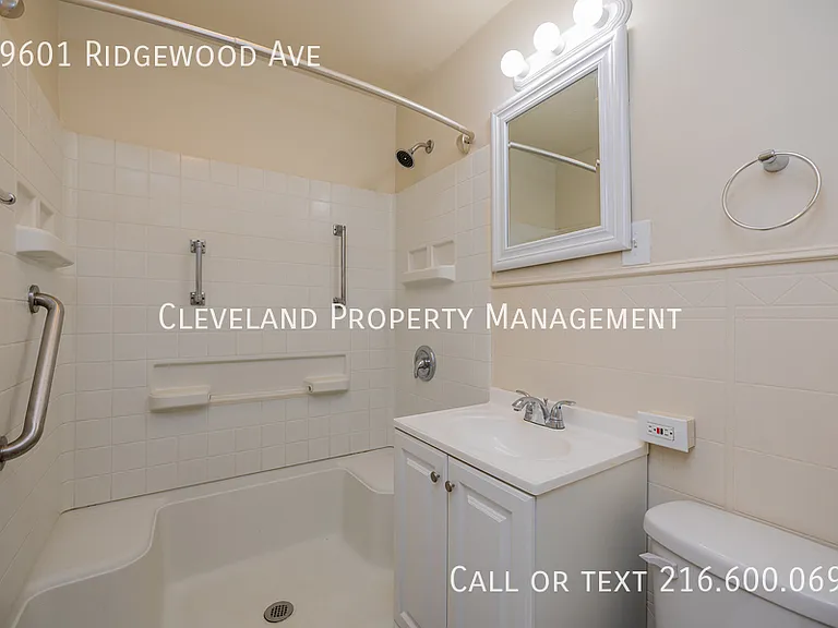 19601 Ridgewood Ave — Photo 22