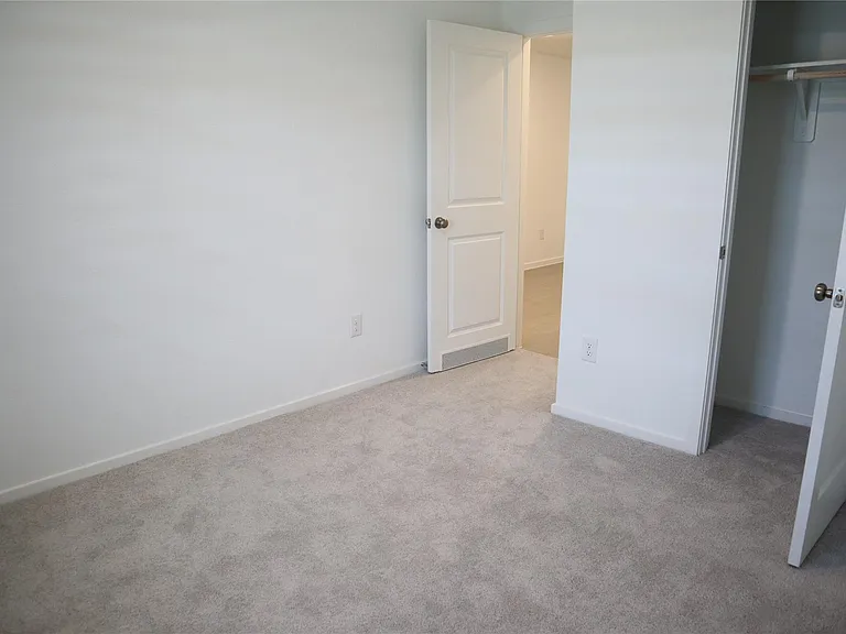 216 Lantana Ln — Photo 26