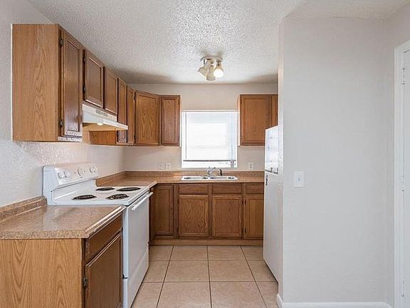 4th image of 7003 Duncan Ave #B