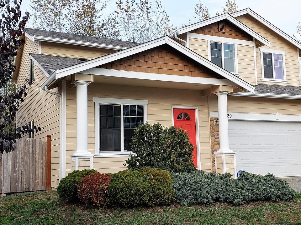 Beautiful 4 bedroom and 2.5 bath Home