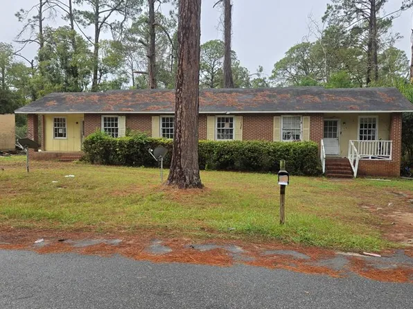 2429 University Dr, Valdosta, GA 31602