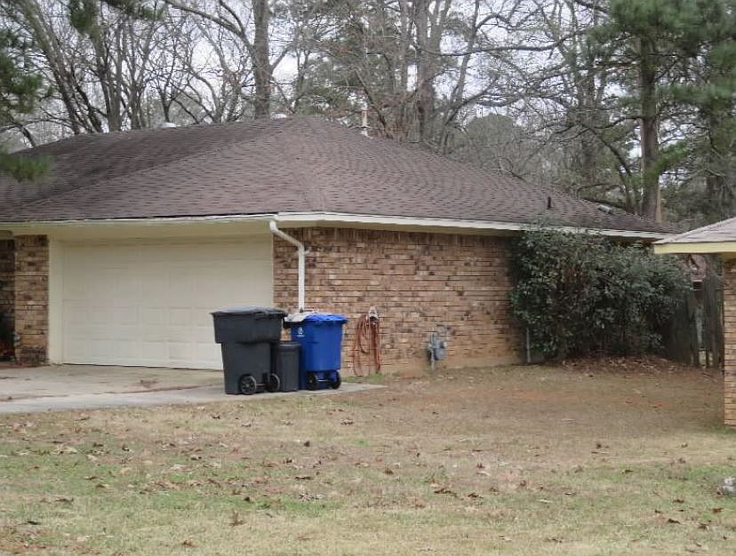 2nd image of 6150 Wincanton Dr