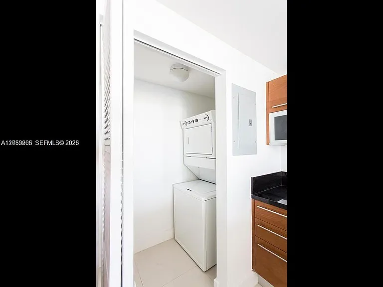 244 Biscayne Blvd #1202 — Photo 10