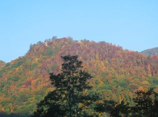 315 Knob Dr, Maggie Valley, NC 28751