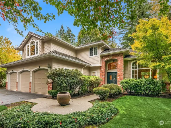 19207 201st Avenue NE, Woodinville, WA 98077