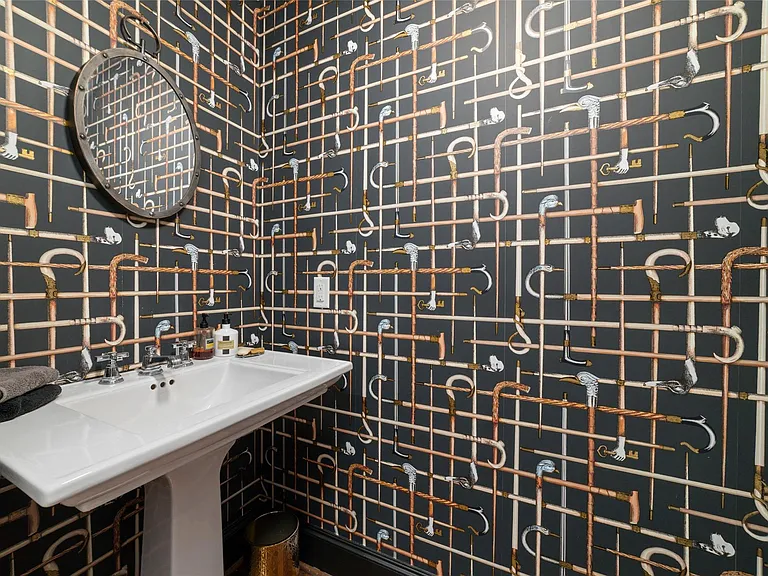 2221 Welch St #201 — Photo 7
