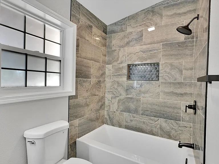 37 Westwood Way — Photo 23
