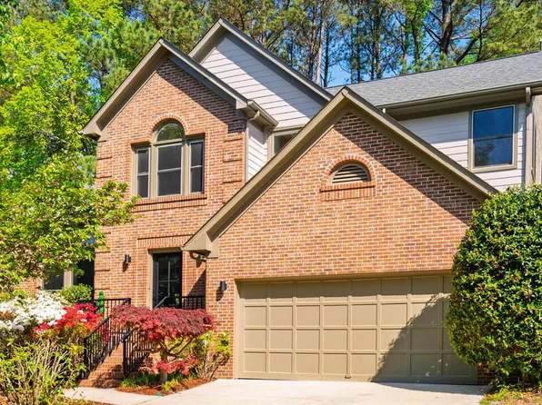 103 Windhover Dr, Chapel Hill, NC 27514