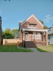 7550 S Luella Ave, Chicago, IL, 60649