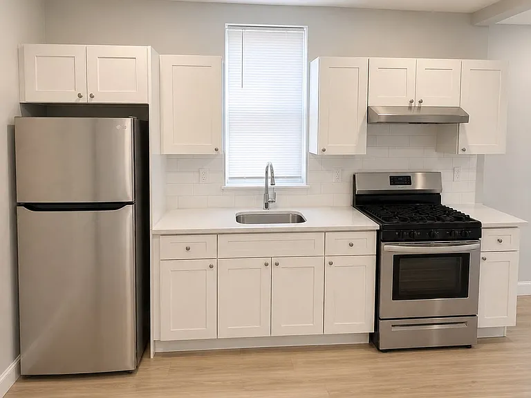 133 Pearl St #301 — Photo 4