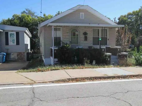 8214 Mathilda Ave, Saint Louis, MO 63123