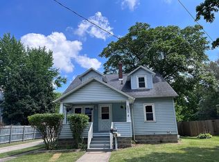 1726 Green Ave, Bay City, MI 48708