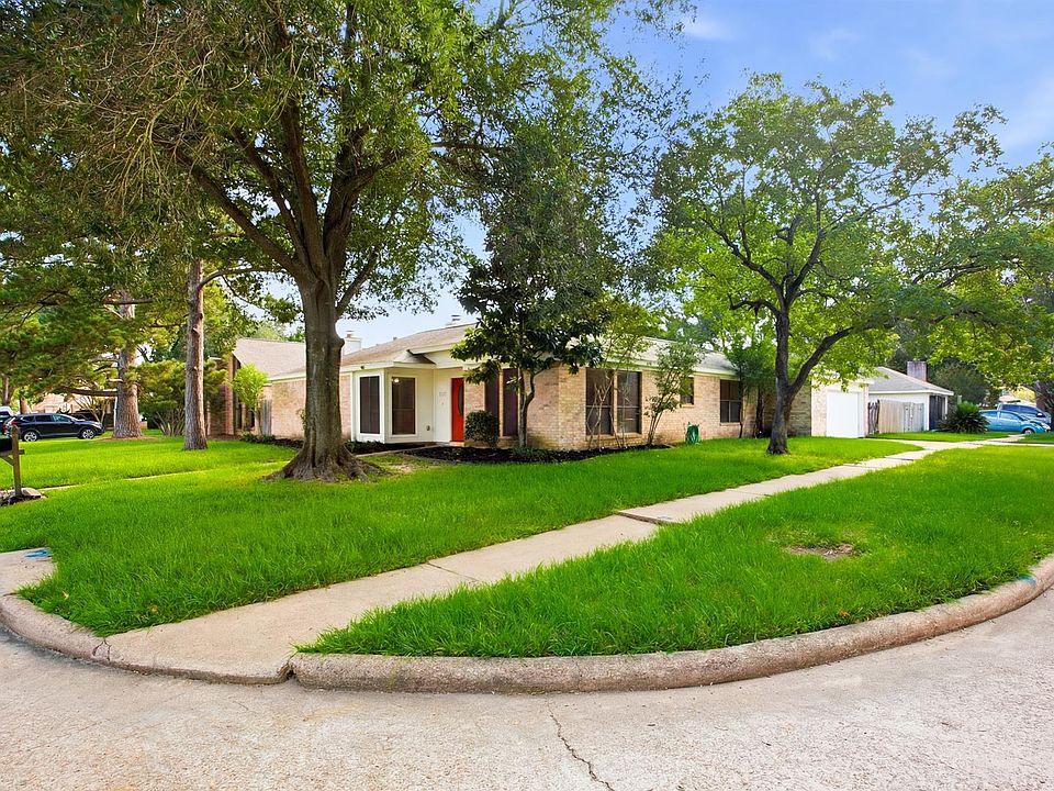 1st image of 1902 Wingleaf Dr