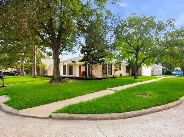 1902 Wingleaf Dr, Houston, TX 77084