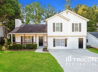 2332 Morning Dew Pl, Lawrenceville, GA 30044