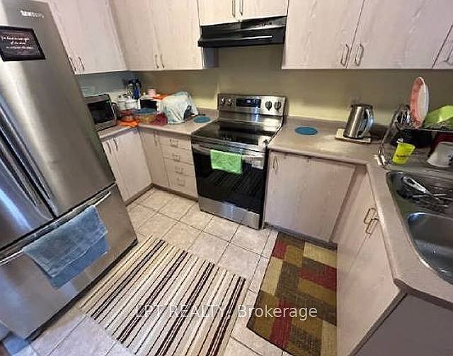 2nd image of 8555 Martin Grove Rd